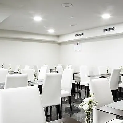 1881 Rosellon Otel