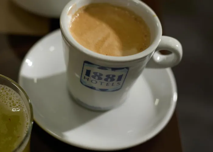 1881 Rosellon ホテル